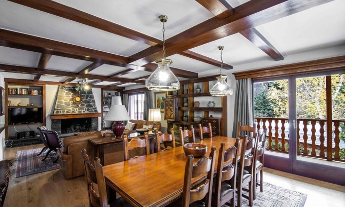 Casarilh House | CASA BARGADERA de Alma de Nieve