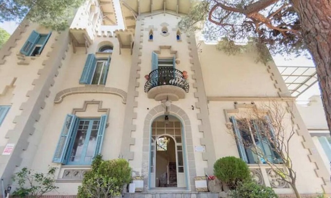 Tiana House | Entire House with Private Swimming Pool. Air Conditioning. Wi-Fi.