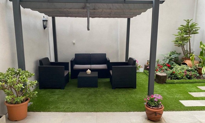 Collblanc y La Torrassa House | 150 m² House ∙ 5 bedrooms ∙ 15 guests