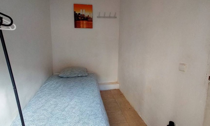 La Maternitat i Sant Ramon Resort | 150 m² Private room ∙ 1 bedroom ∙ 1 guest