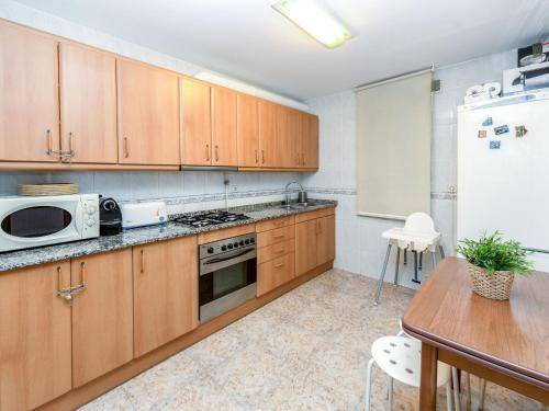 La Maternitat i Sant Ramon Apartment | 70 m² Apartment ∙ 3 bedrooms ∙ 6 guests