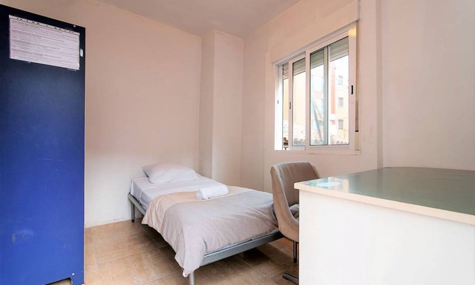 La Maternitat i Sant Ramon Resort | 150 m² Private room ∙ 1 bedroom ∙ 1 guest