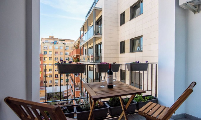 Poblenou Apartment | FAMILY APARTMENT SECOND LINE TO THE BEACH
