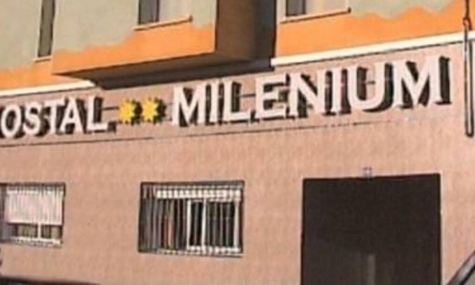 Santa Margarida i els Monjos Hostel | Hostal Milenium