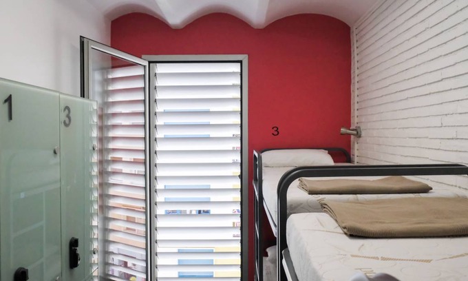 El Poble-sec Hostel | Hostel ∙ 8 guests