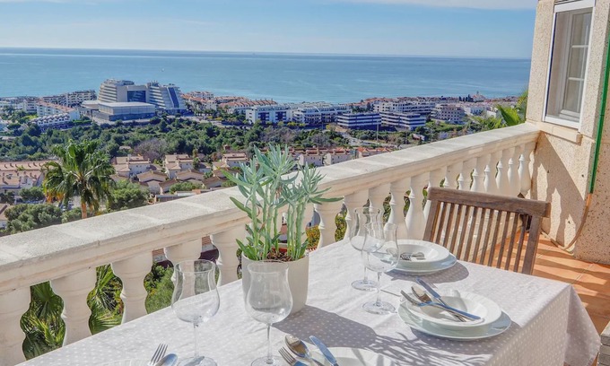 Sitges Apartment | Malvasia Family Sea View Apartment