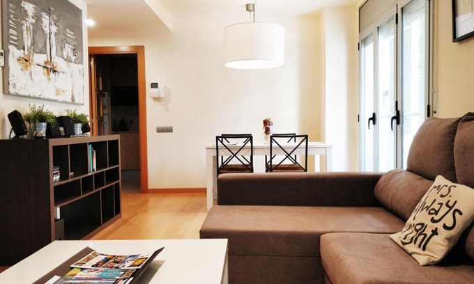 Mataro Apartment | Mazi Apartments Downtown