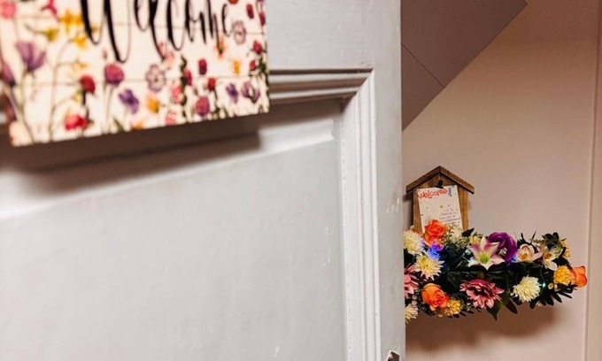 Navas Apartment | Meridian Rooms