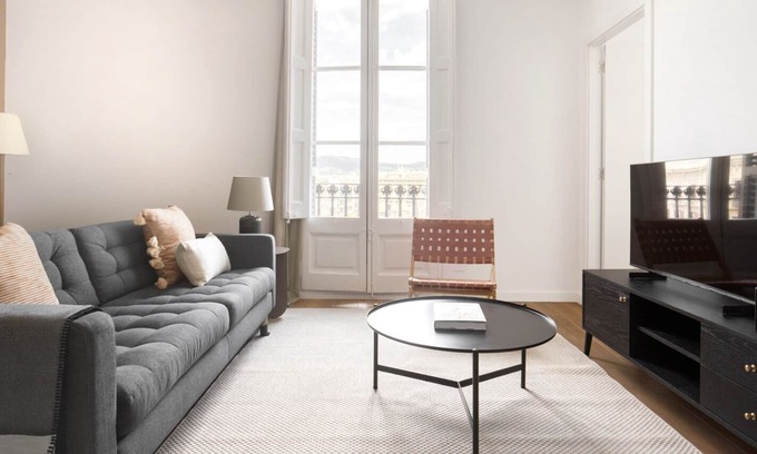 Sant Pere Apartment | New Build El Born 1BR, near Beach, by Blueground