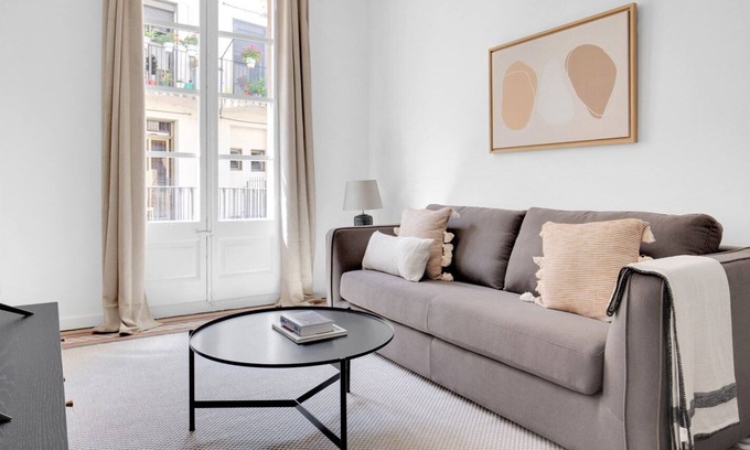 Sant Pere Apartment | Newly Built El Born 2BR, near Beach, by Blueground