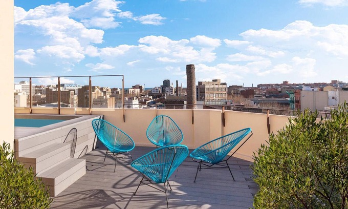 Poblenou Apartment | Poble Nou Pool Terrace! By the beach!