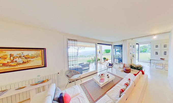 Sant Andreu de Llavaneres House | PREMIUM HABITAT THE SMILE