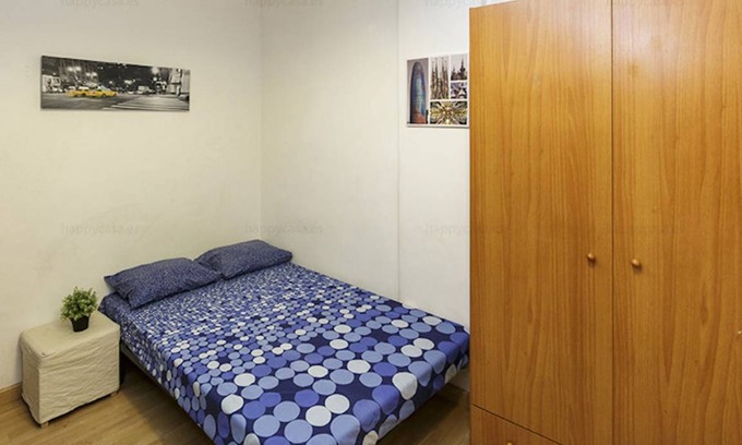 Les Corts Resort | Private room ∙ 1 bedroom ∙ 1 guest
