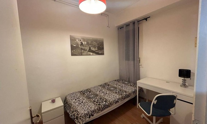 Les Corts Resort | Private room ∙ 1 bedroom ∙ 1 guest