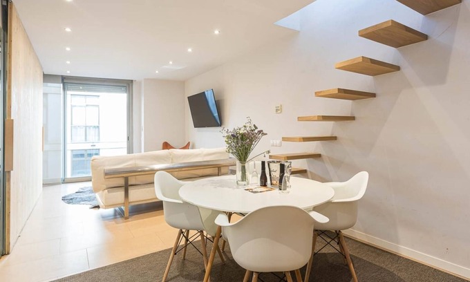 Sant Gervasi Apartment | Rentals: Duplex Sant Gervasi apt, private terrace