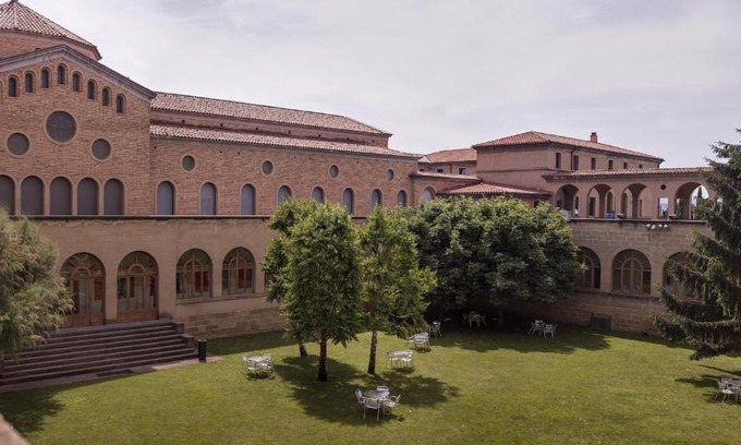 Vic Hostel | Seminari Allotjaments