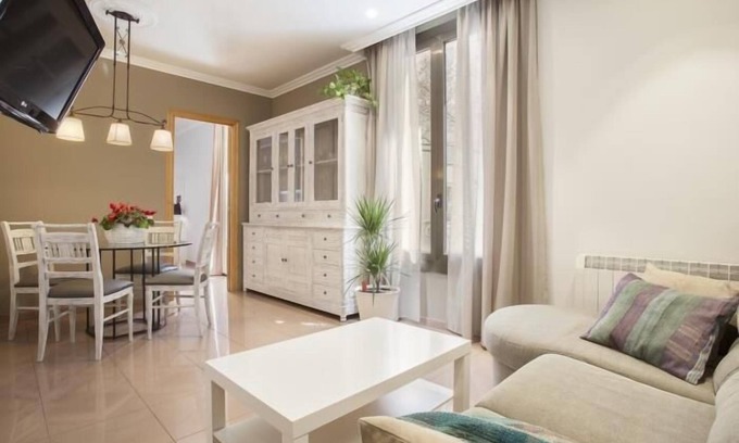 La Ribera Apartment | Spacious and bright apartment in the center