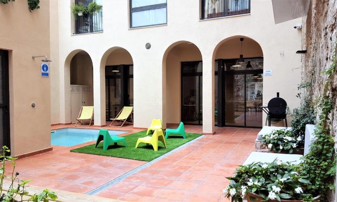 Sants Hostel | Ten To Go Hostel