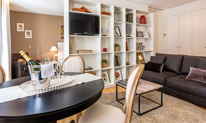 Poblenou Apartment | UD Rambla Suites & Pool 61C (1BR) Suite