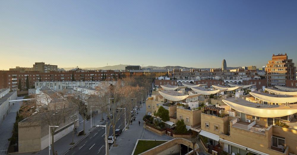 La Vila Olimpica del Poblenou Hotel | Unite Hostel Barcelona
