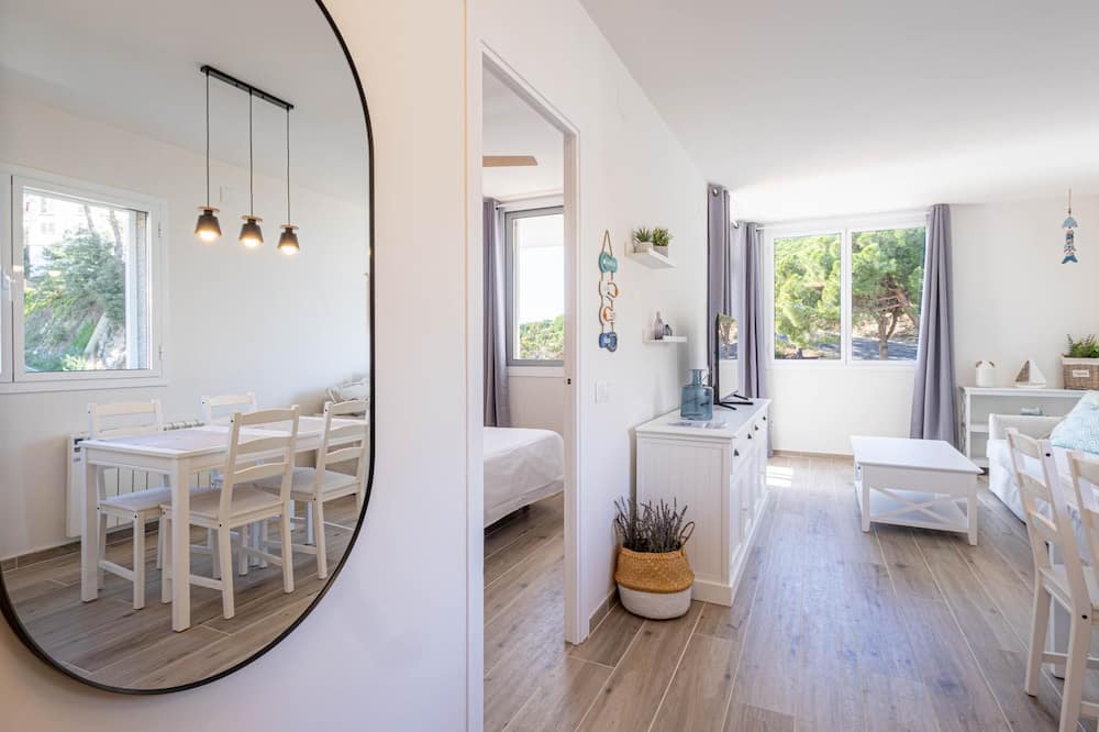 Sant Pol De Mar Apartment | Ideal apartment for couples 100m beach