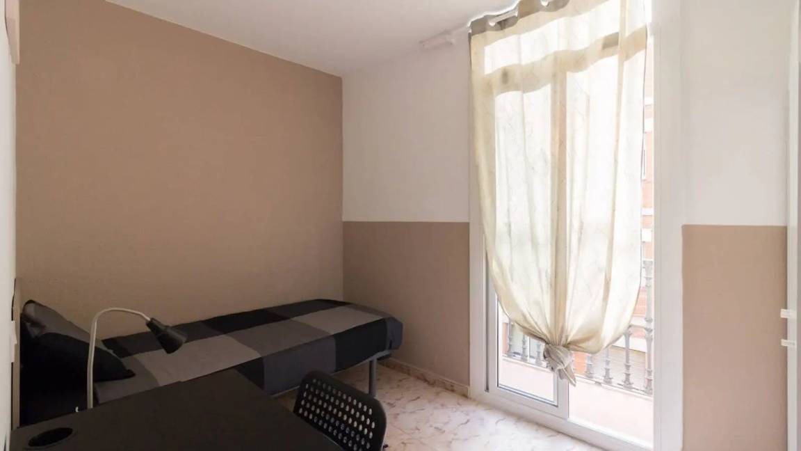 Photo of Bedroom in El Camp de l'Arpa del Clot