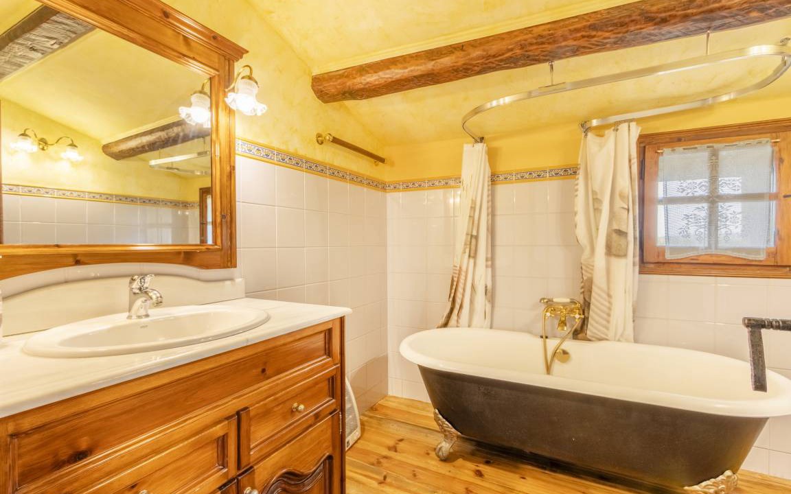Photo of Bathroom in Casserres