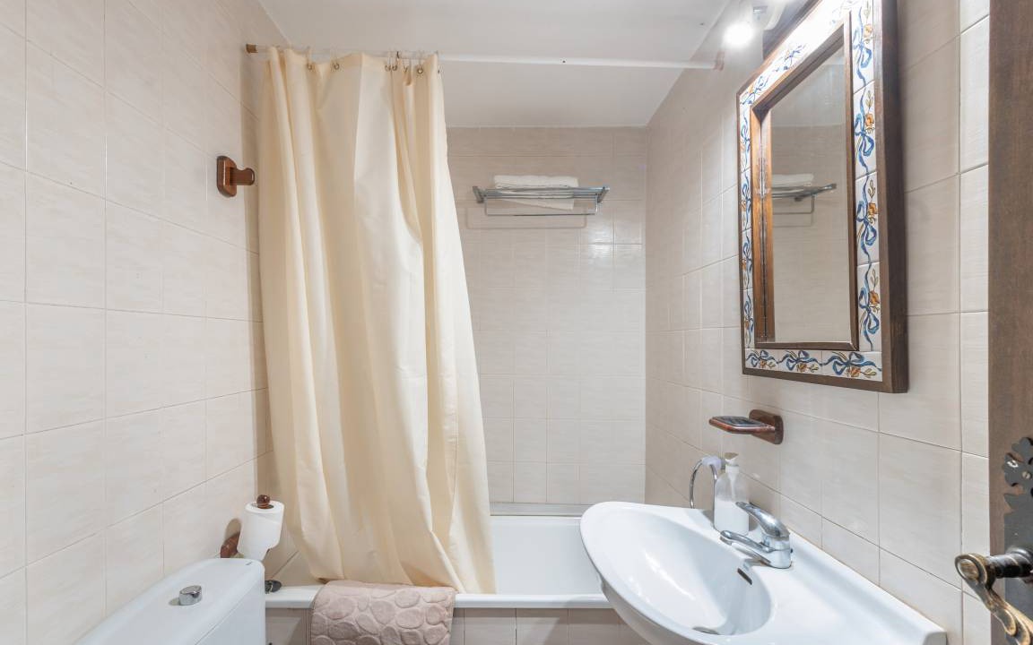 Photo of Bathroom in Dosrius