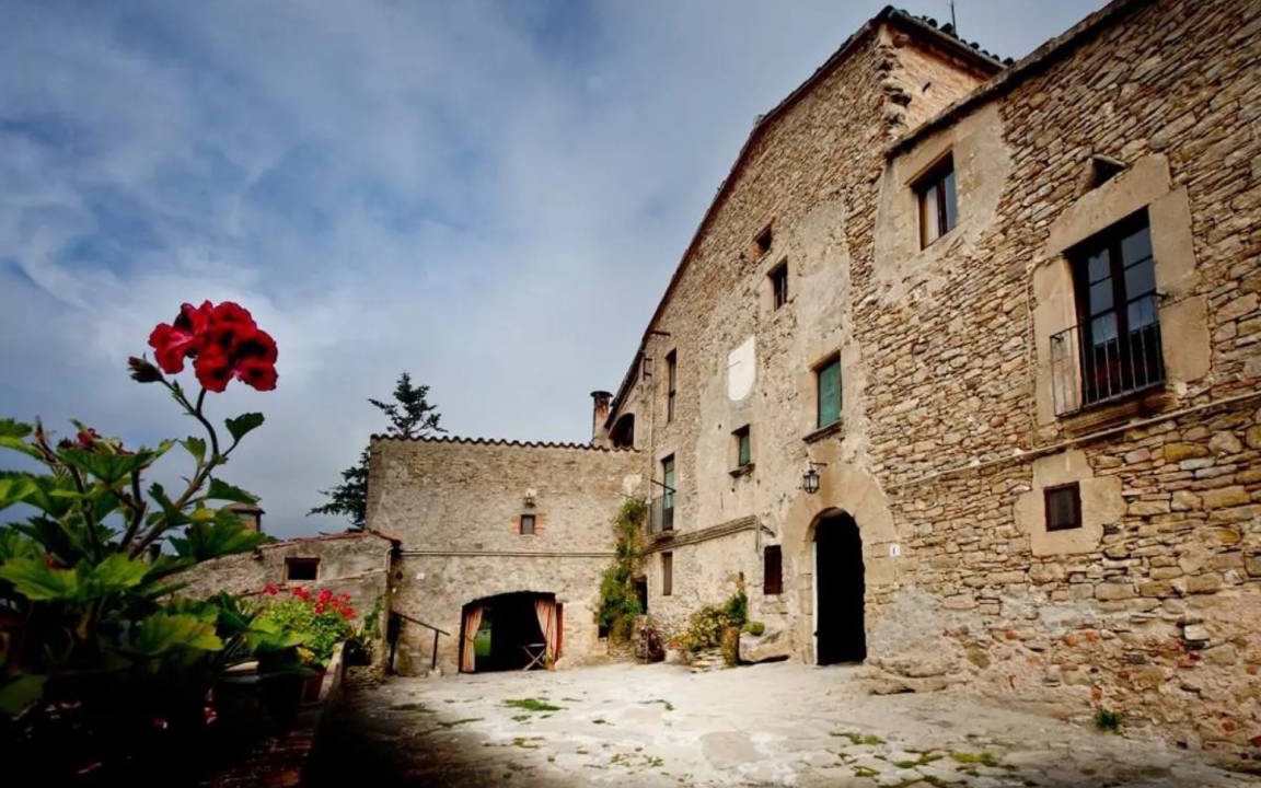 Photo of Others in Castelltercol