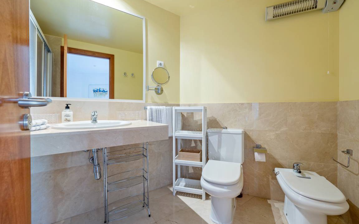 Photo of Bathroom in Cubelles