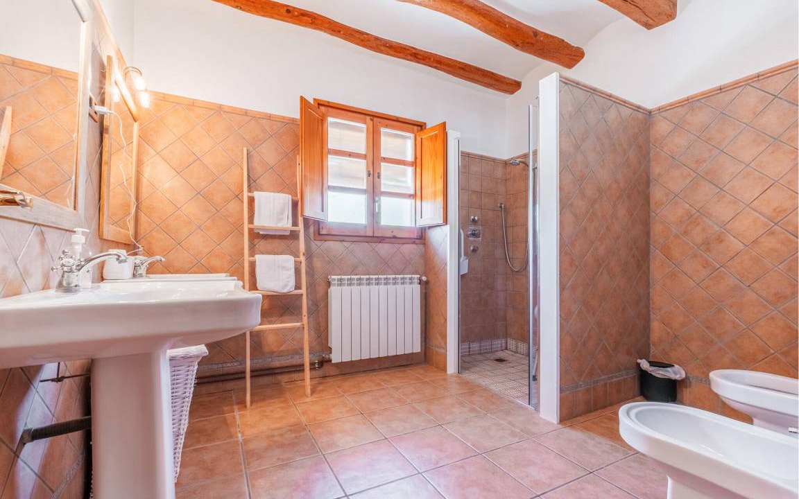 Photo of Bathroom in Font-Rubi