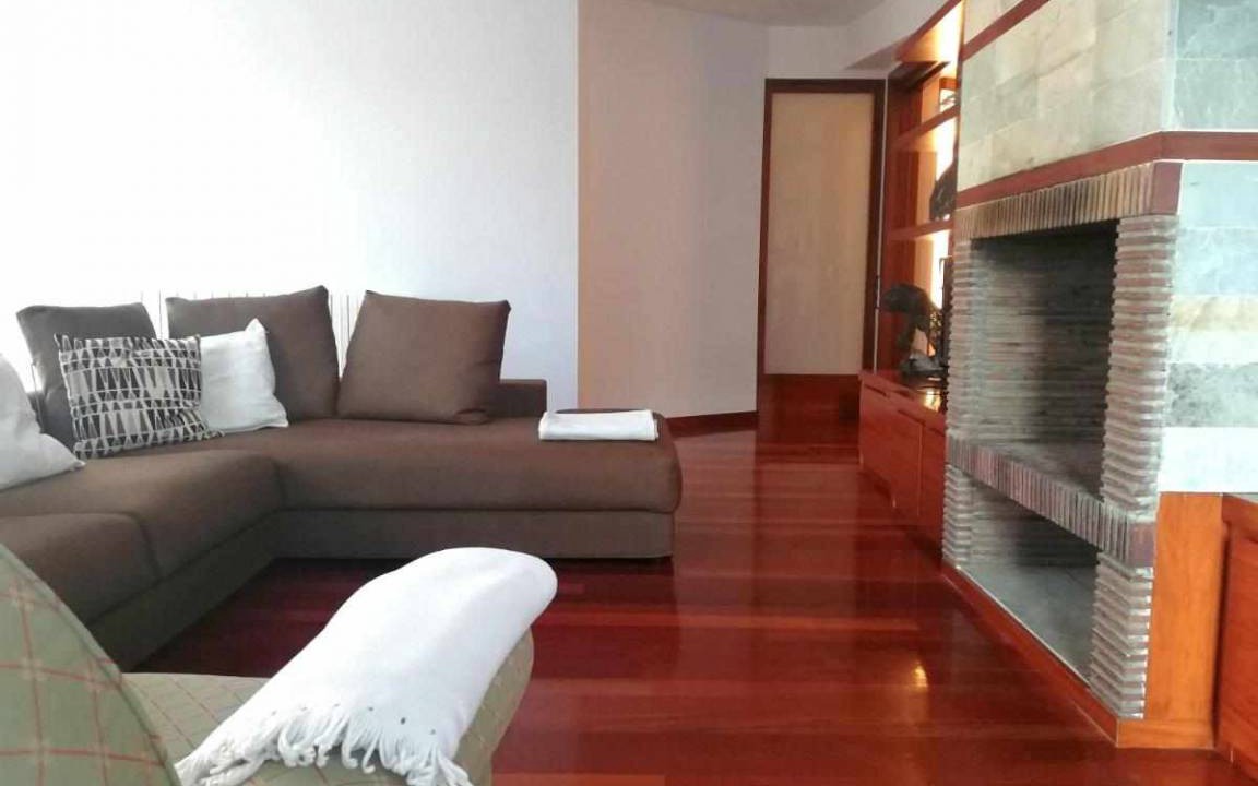 Photo of Livingroom in Vic