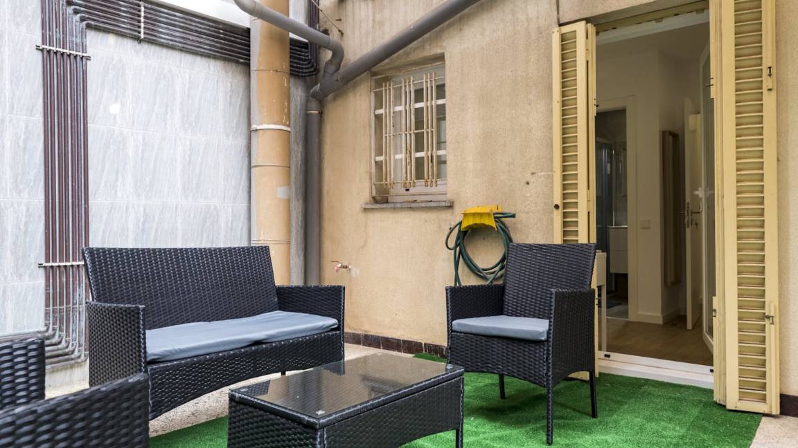 Photo of Patio Balcony in Sants
