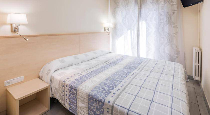 Photo of Bedroom in Badalona