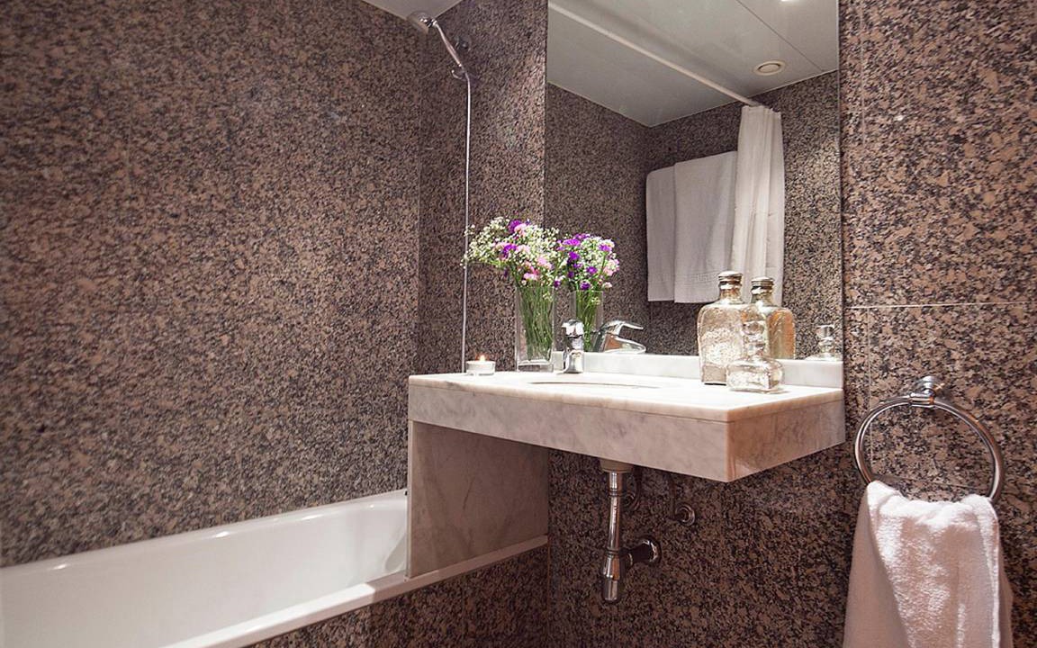 Photo of Bathroom in El Putget i Farro