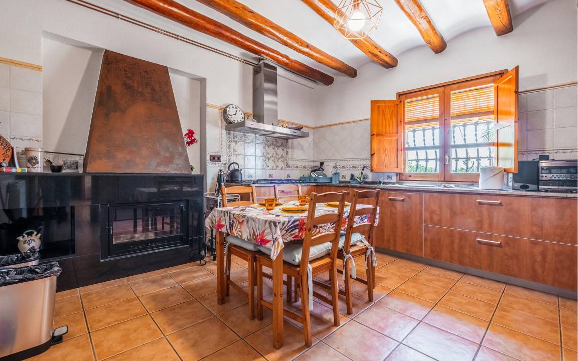 Photo of Kitchen in Font-Rubi