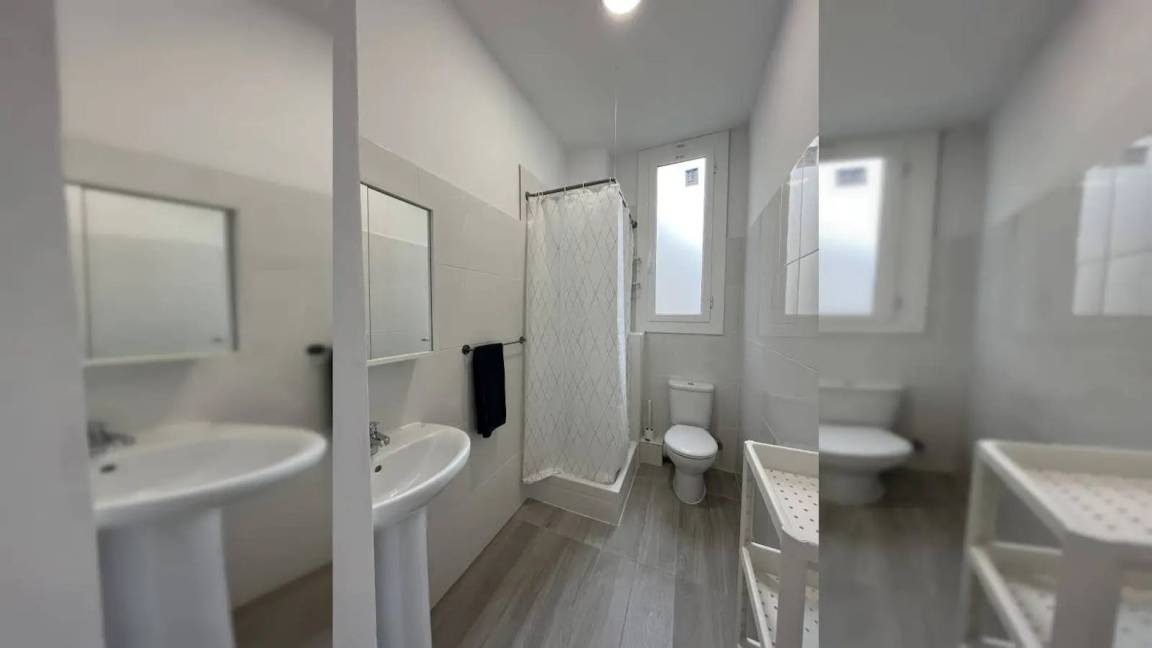 Photo of Bathroom in Hostafrancs