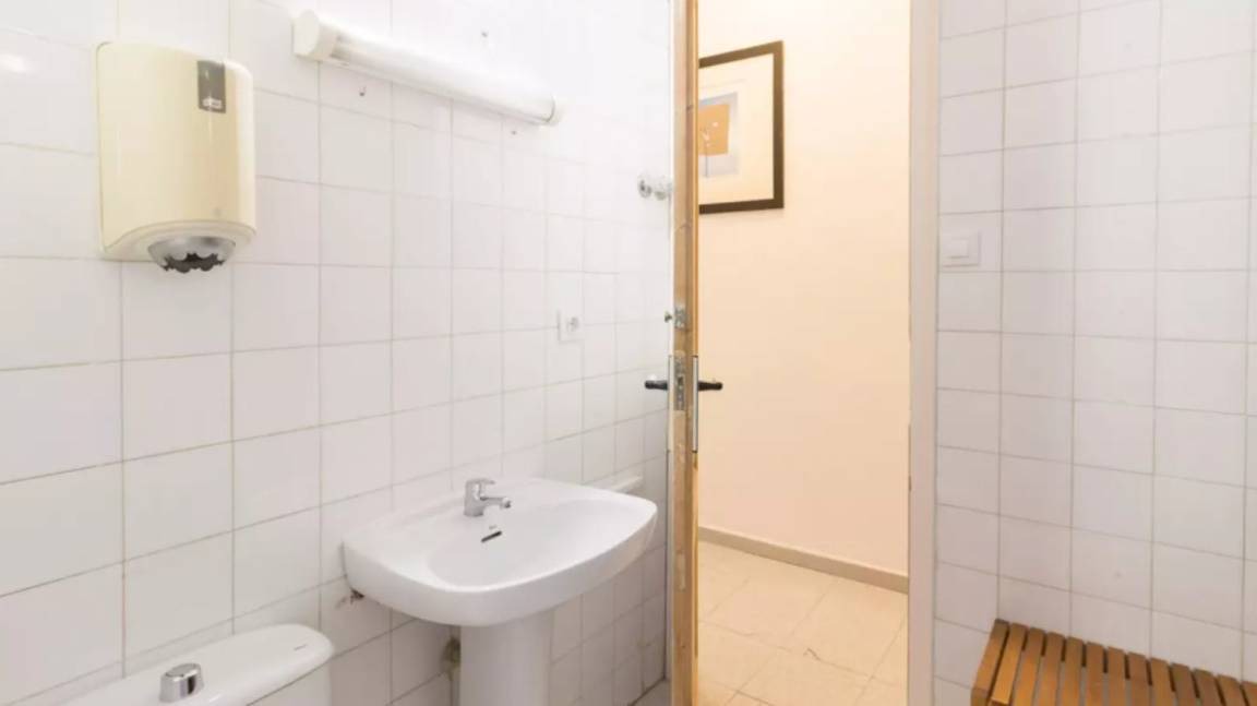 Photo of Bathroom in Sants