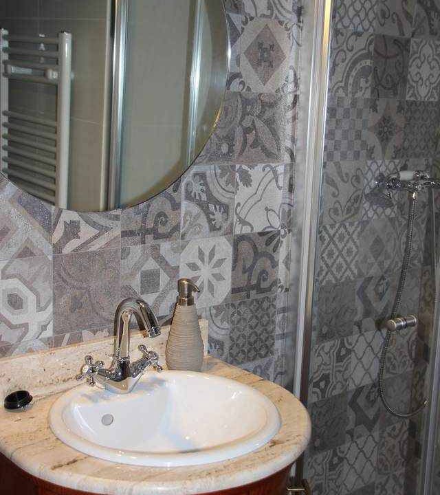 Photo of Bathroom in Pujalt