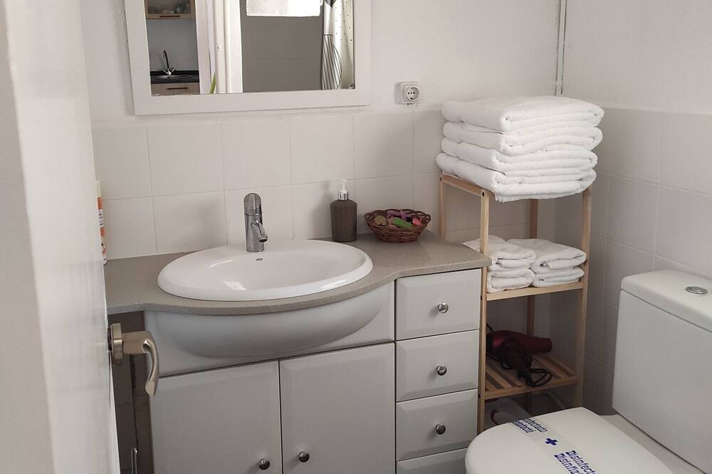 Photo of Bathroom in Mataro