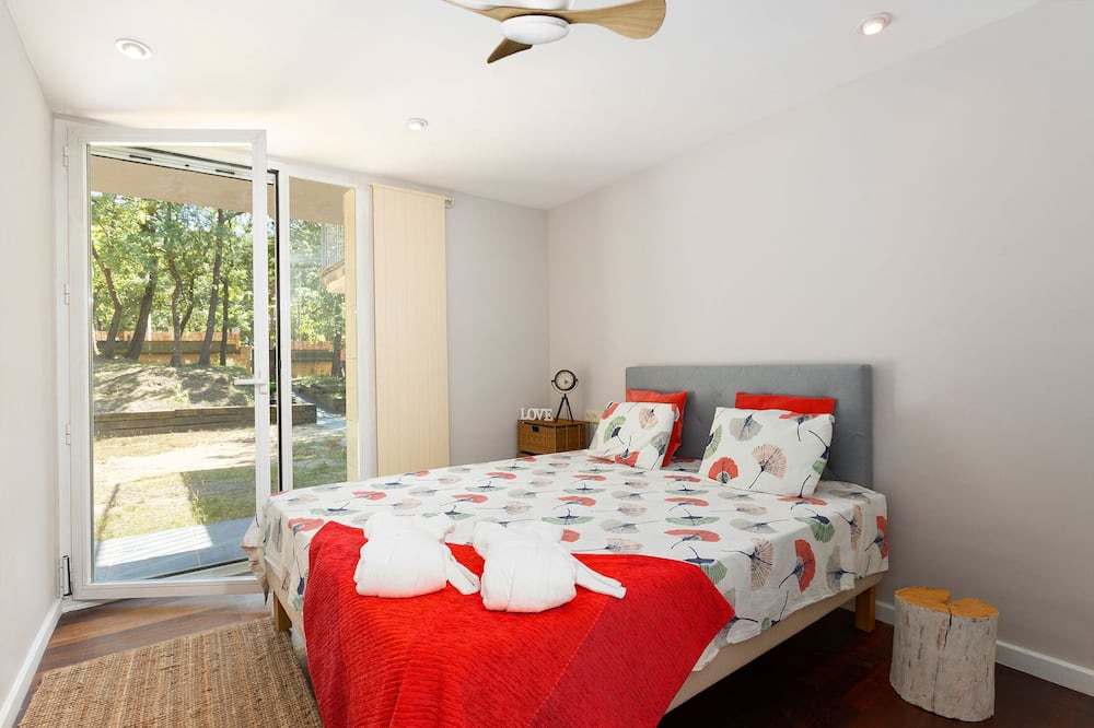 Photo of Bedroom in Castellcir