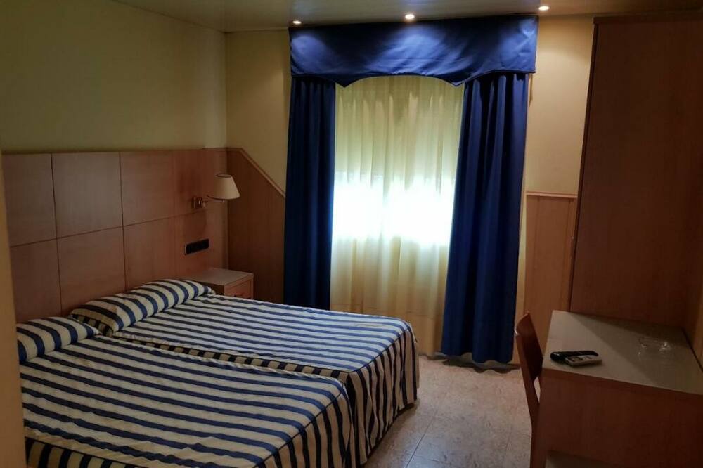 Photo of Bedroom in Santa Margarida i els Monjos