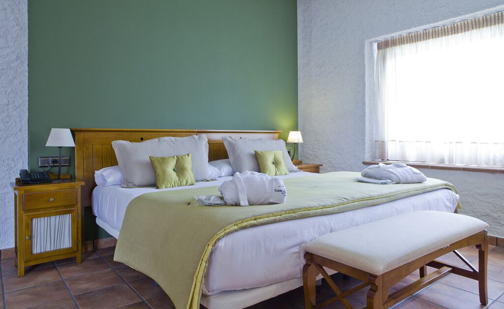 Photo of Bedroom in Vallromanes