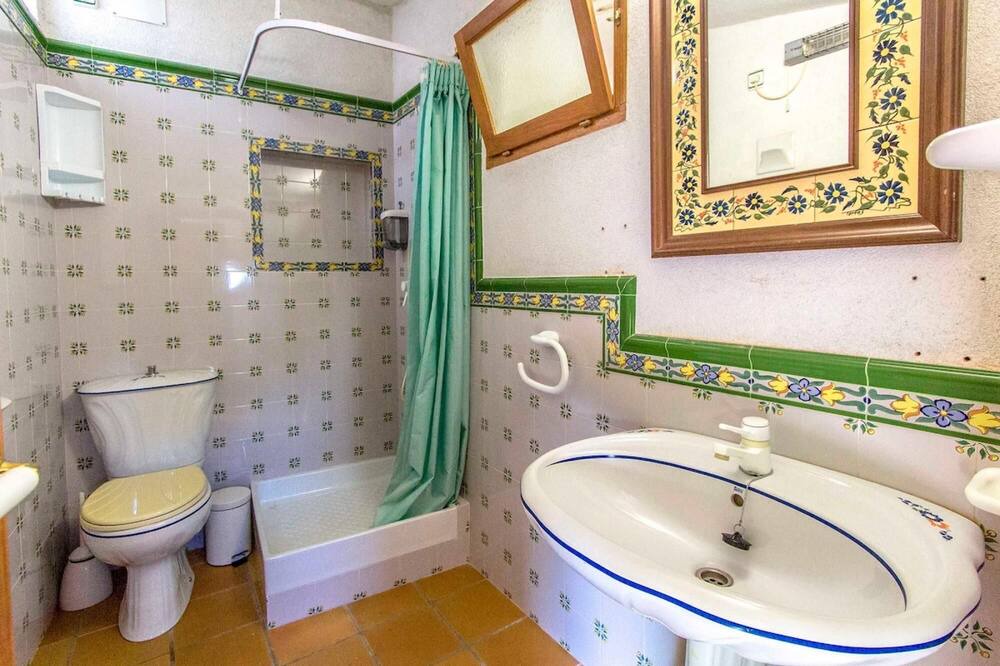 Photo of Bathroom in Rellinars