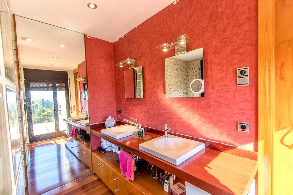 Photo of Bathroom in Caldes de Montbui