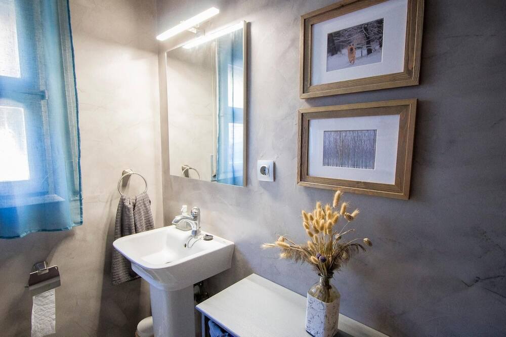 Photo of Bathroom in Sant Cebria de Vallalta