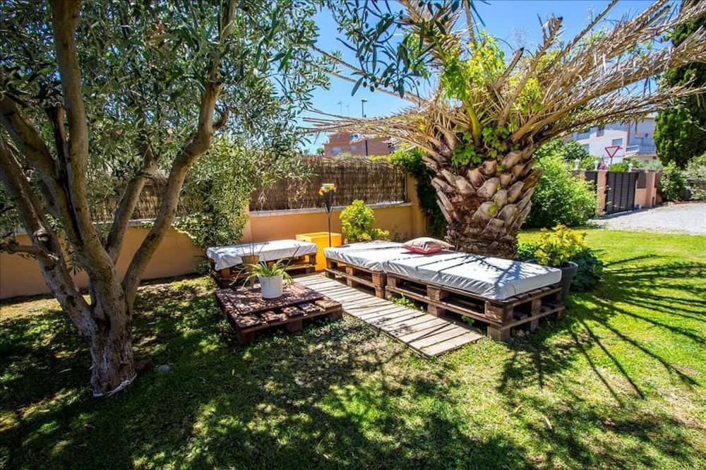 Photo of Outdoor in Can Vinyals