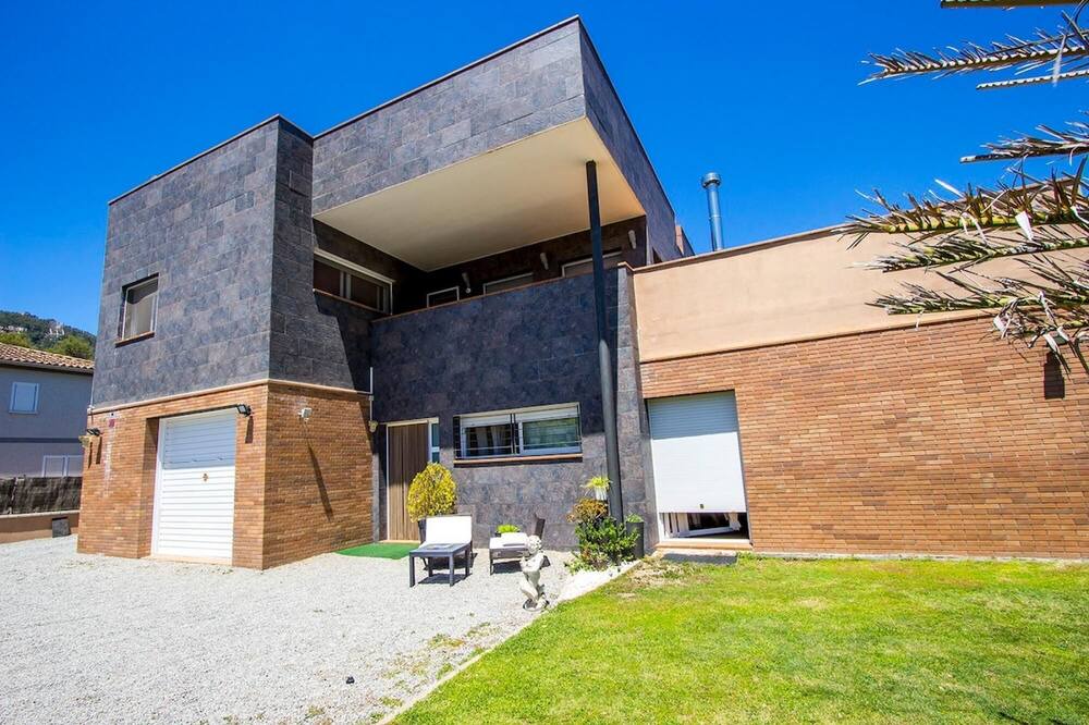 Photo of Outdoor in Can Vinyals