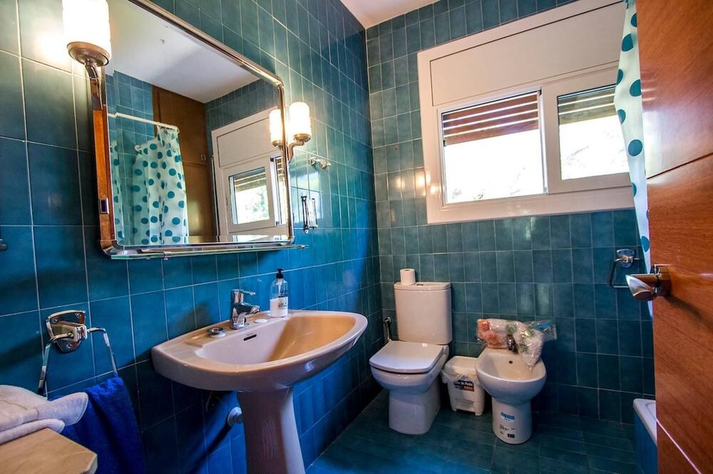 Photo of Bathroom in Castellar del Valles