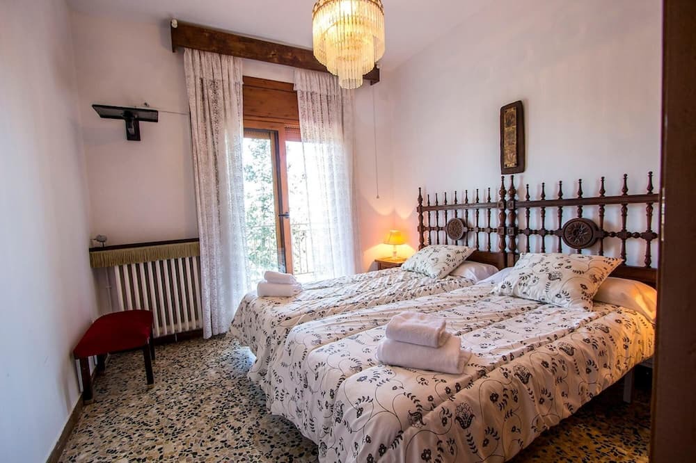 Photo of Bedroom in Castellar del Valles